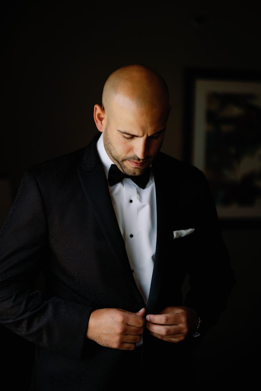 groom portrait